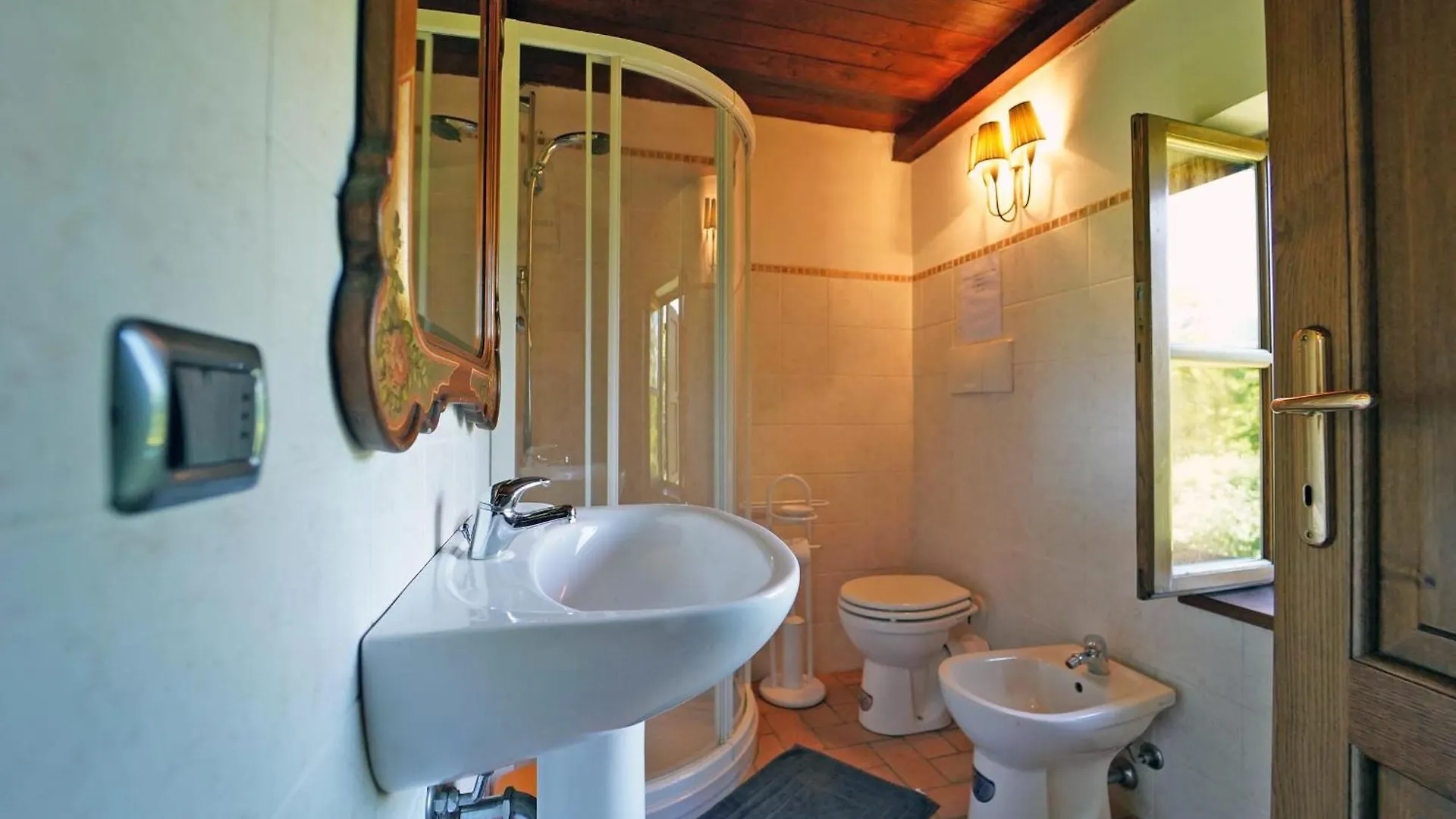 Villa Le Due Lune 6 Pax By Villasretreats Filattiera